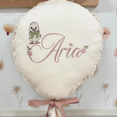 Balon yastık nakışlı